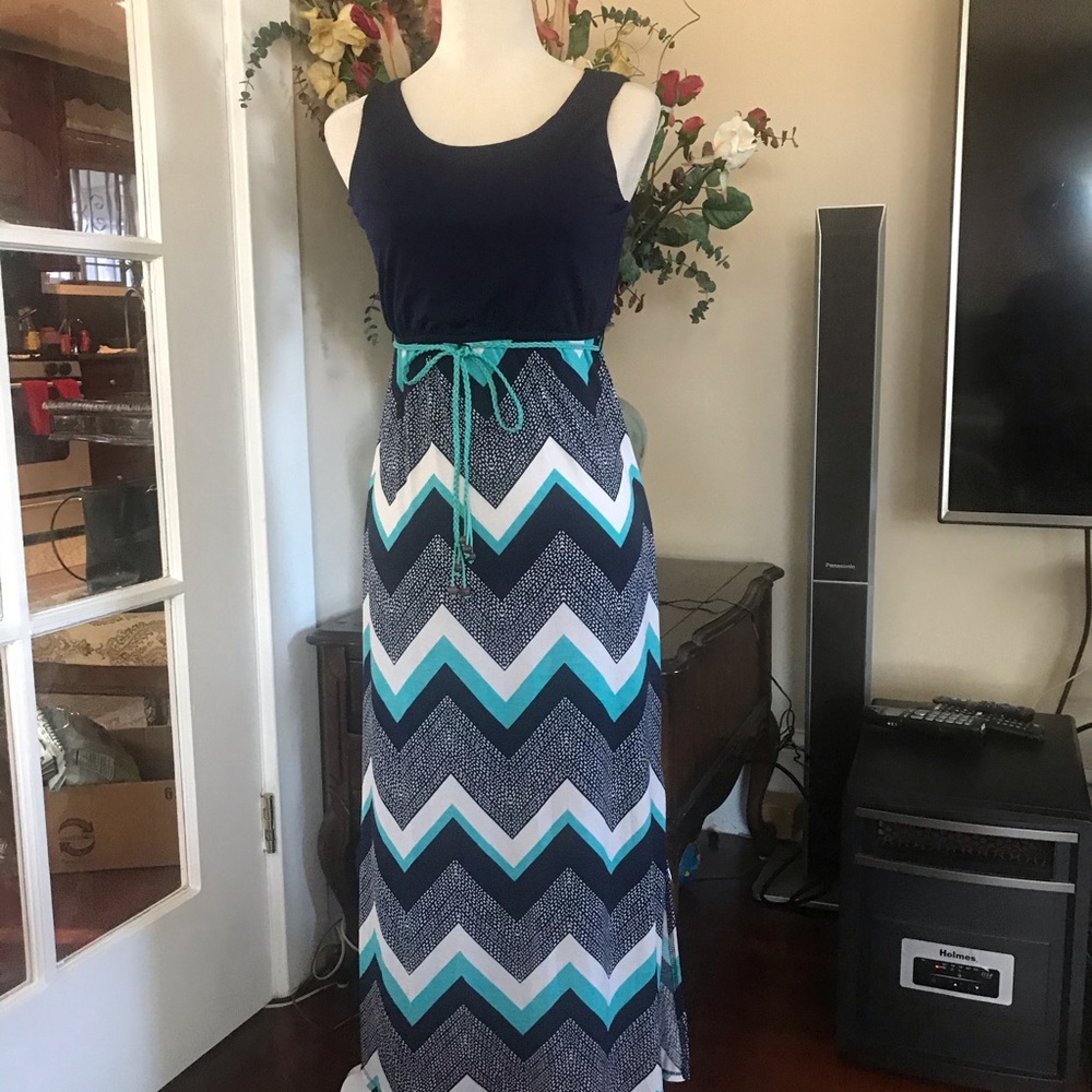 Girl’s Dress